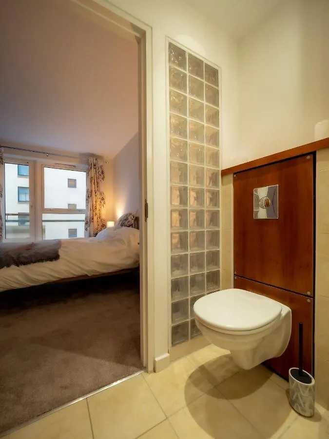 Altido Elegant 2Br Apt With Balcony And Parking Apartment Edinburgh 0*,
