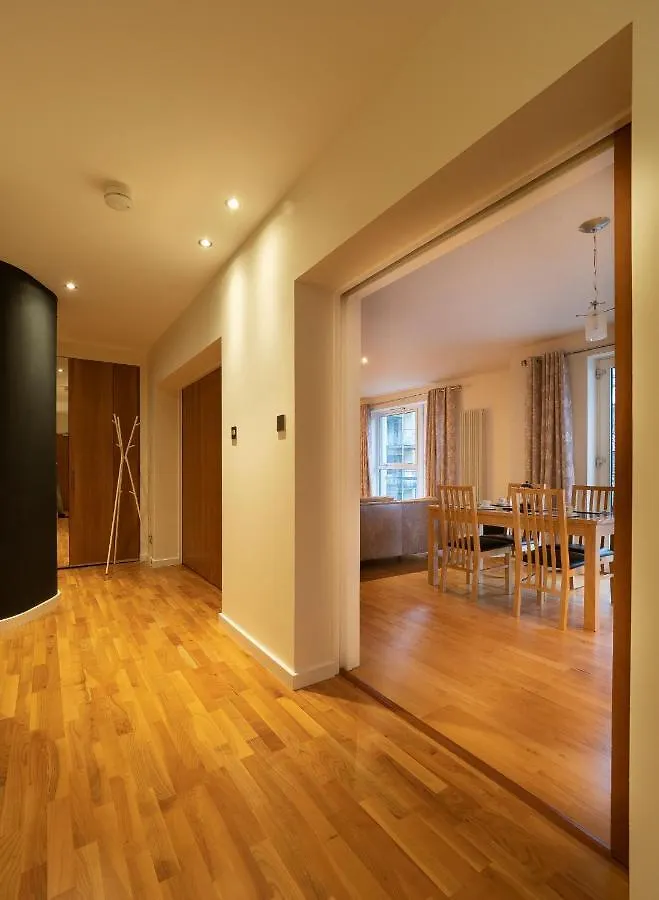 Altido Elegant 2Br Apt With Balcony And Parking Apartment Edinburgh United Kingdom
