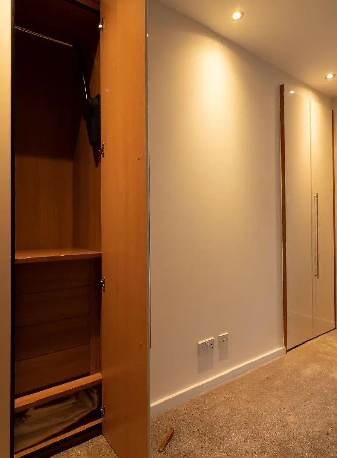 Altido Elegant 2Br Apt With Balcony And Parking Apartment Edinburgh